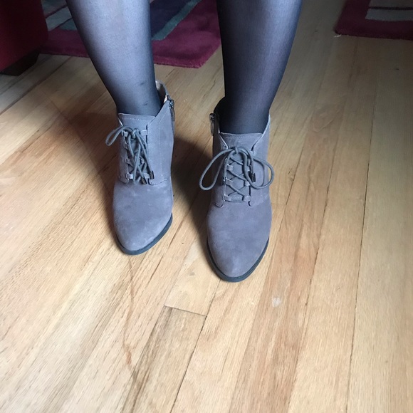 Franco Sarto suede tan booties - Picture 5 of 7